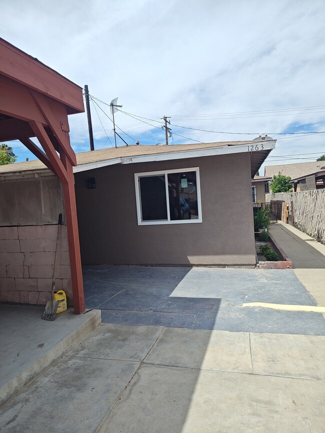 Foto del edificio - 1263 W 95th St