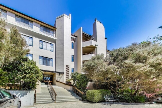 Foto del edificio - 208 N Lake Merced Hills