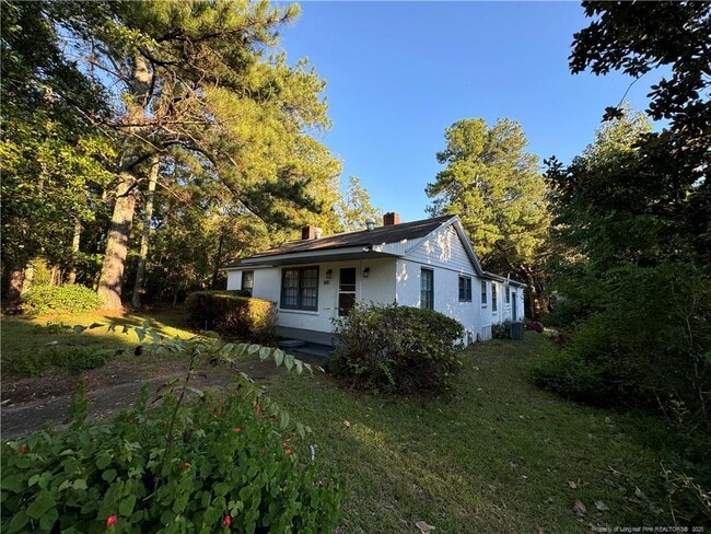 Building Photo - 293 Army Rd