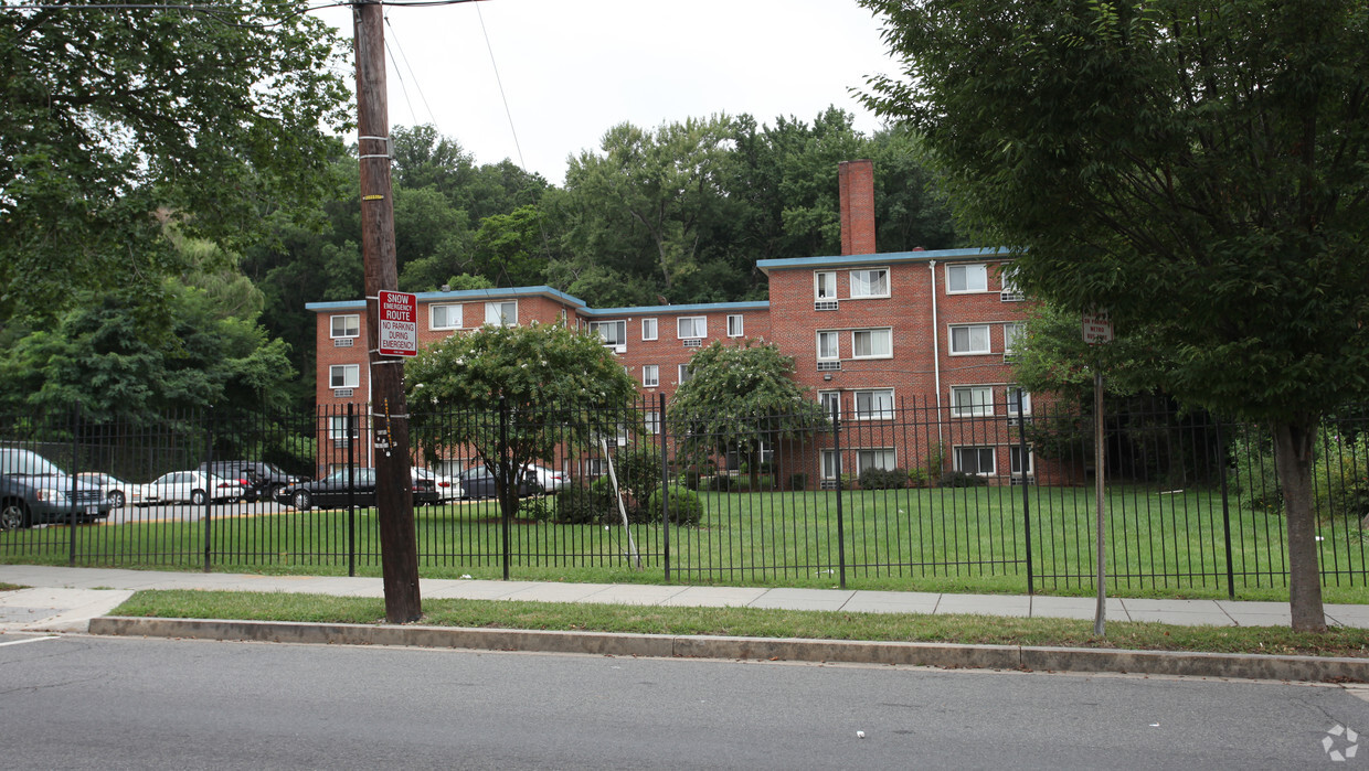 Foto del edificio - 1907 Good Hope Rd SE