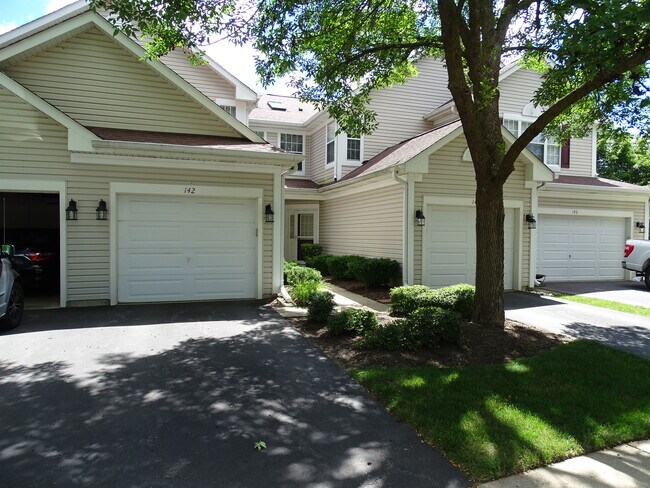 Building Photo - 142 Polaris Drive
