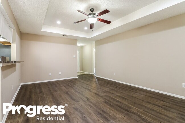 Building Photo - 8540 Whitney Dr