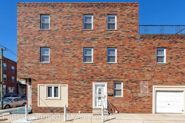 Foto del edificio - 4 br, 1.5 bath House - 1223 Morris St.