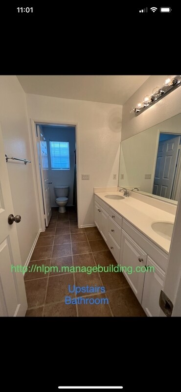 Foto del edificio - 11357 Lawrence Way