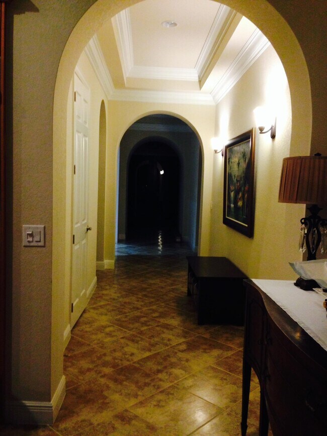 Foto del edificio - 9597 Exbury Ct