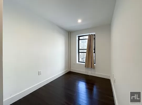 Foto del edificio - Convertible 2 bedroom w/ in unit Washer & ...