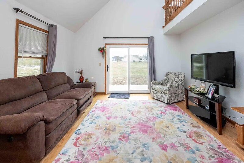 Foto principal - 110 Sally Ln