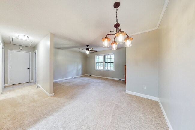 Front room and hallway - 6710 Martha Melvin Rd