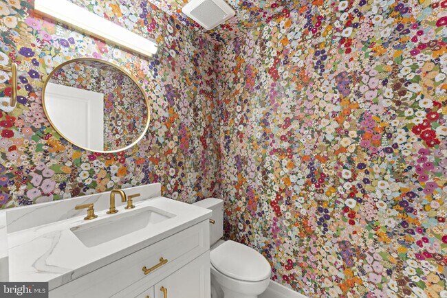 Foto del edificio - 1536 N Scott St