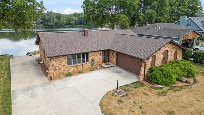 Building Photo - 24730 Cottage Rd