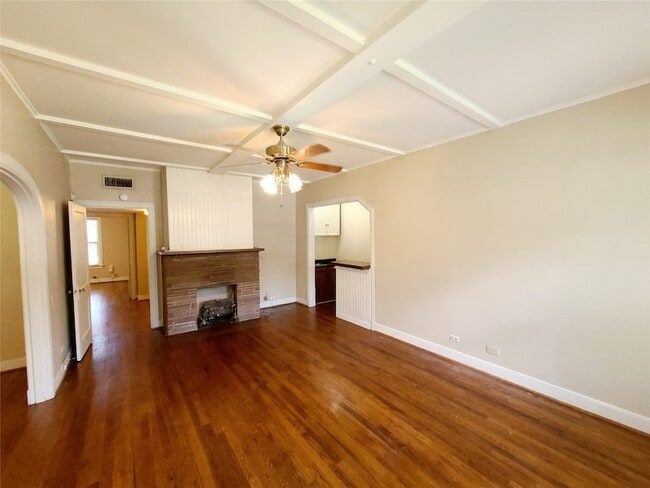 Foto del edificio - 6202 Goliad Ave