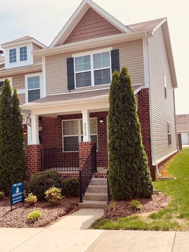 Foto del edificio - 4012 Hoggett Ford Rd