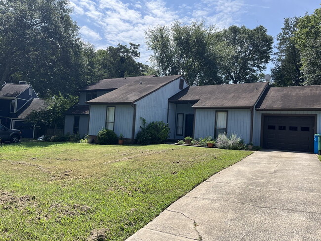 Photo - 10319 Osprey Dr Apartment