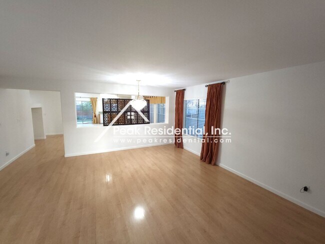Foto del edificio - Very Nice 3bd/2ba Elk Grove Home in Laguna West!