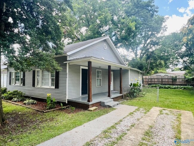 Building Photo - 3214 Clopton St SW