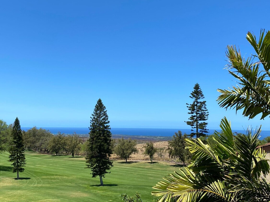 Foto principal - Sunset Ocean View Turn-key Condo on Golf C...