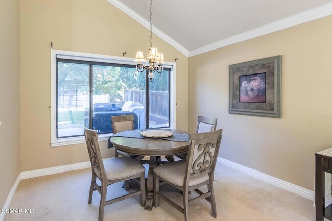 Building Photo - 2594 Ridgebrook Pl