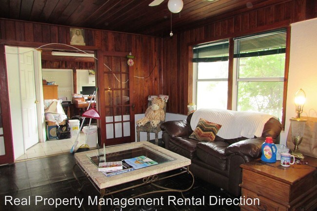 Foto del edificio - 3 br, 1 bath House - 2751 Grand Ave