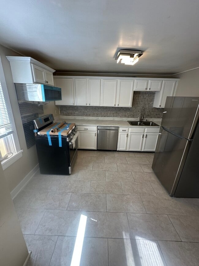 Foto del edificio - 554 W Station St