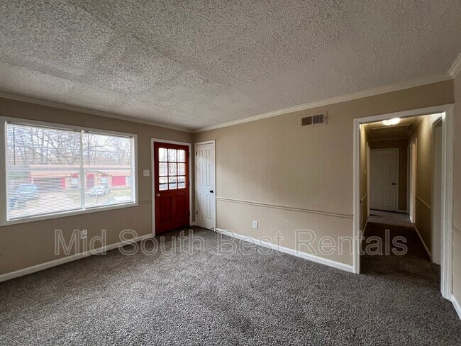 Foto del edificio - 5093 Blacksmith Dr