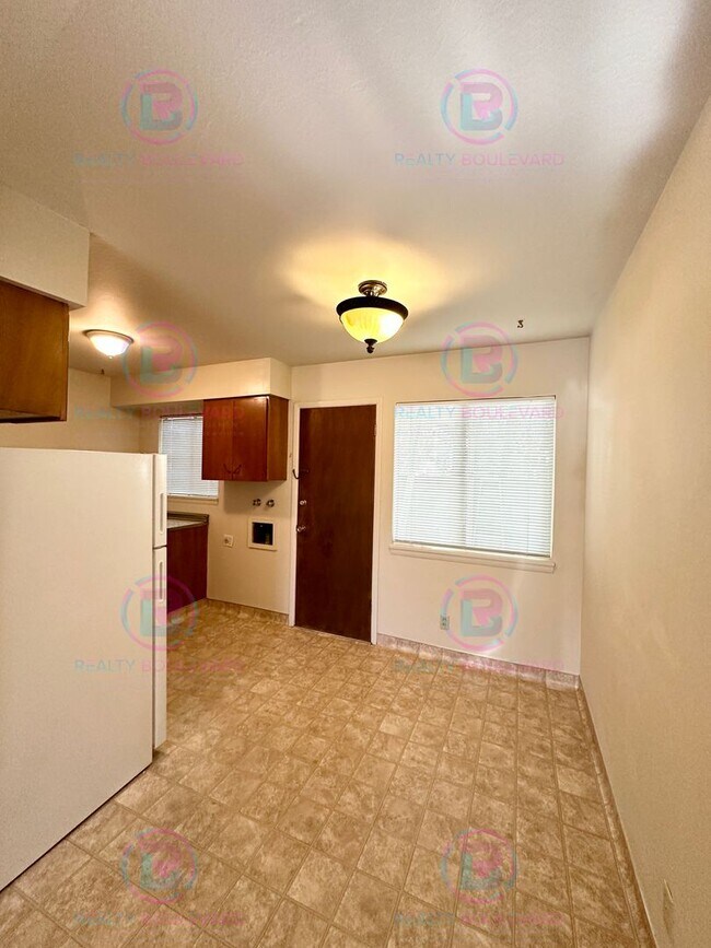 Foto del edificio - Delightful One-Bedroom + Office Near Idlew...