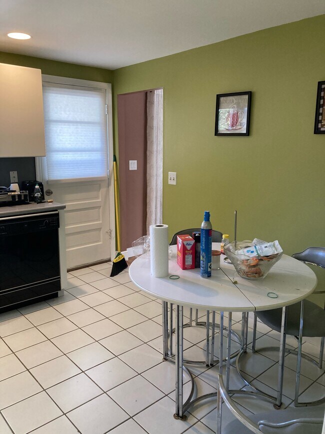 99 MacArthur St, Stoughton, MA 02072 Condo for Rent in Stoughton, MA