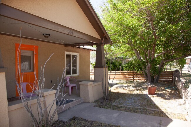 Building Photo - 507 N Russell St