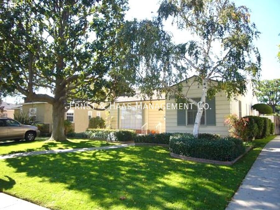 Primary Photo - 3931 Walnut Ave