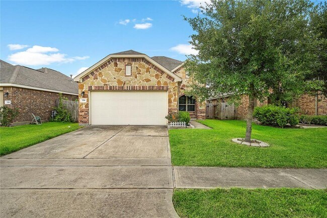 Foto del edificio - 3314 Halle Trace Ln