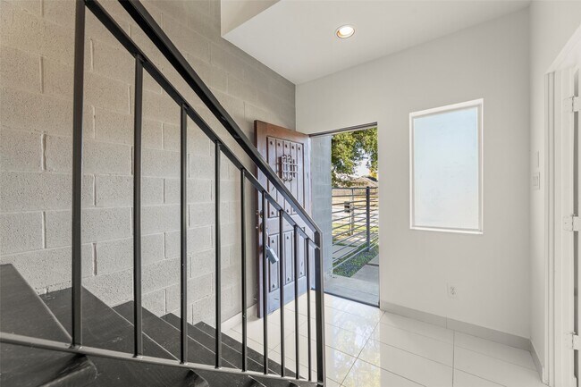 Foto del edificio - 1524 Blodgett St