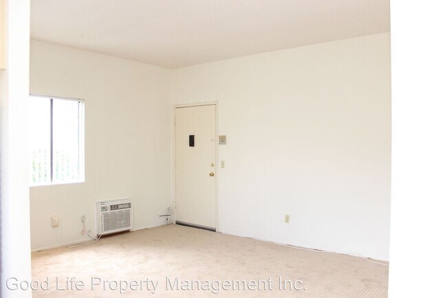 Foto del edificio - 4743 Hawley Blvd