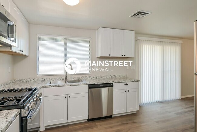 Foto del edificio - 3 Bedroom Pet-Friendly Home in Tucson, AZ ...