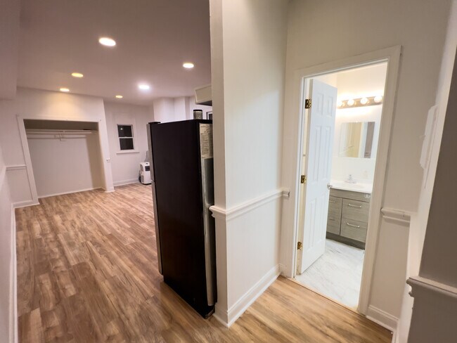 Foto del edificio - 2341 18th St NW