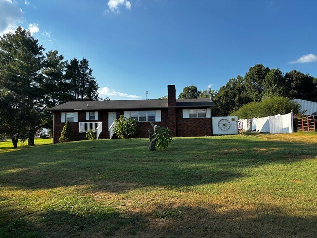 Foto del edificio - 7115 Rutledge Pike
