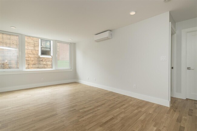 Foto del edificio - 318 Harvard St