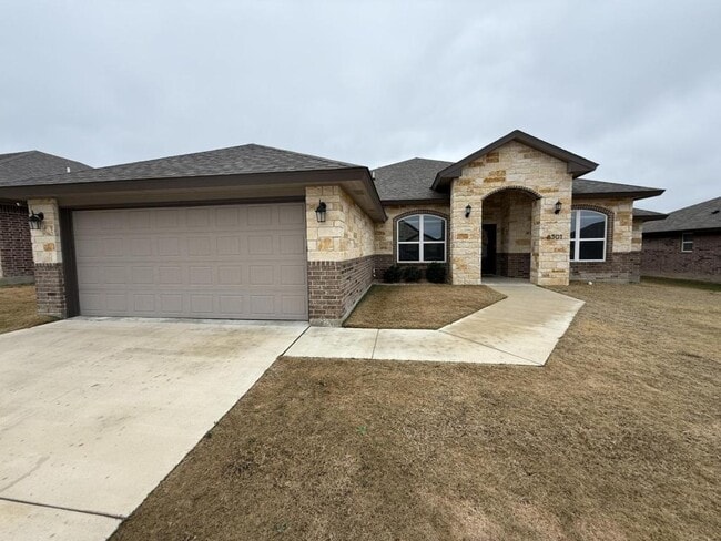 Building Photo - 8301 Grayson Trl