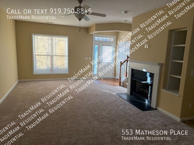 Foto del edificio - 553 Matheson Place