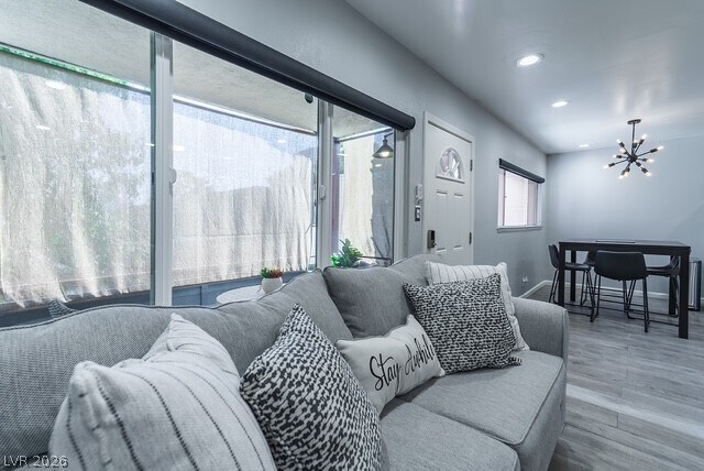 Foto del edificio - 350 E Desert Inn Rd