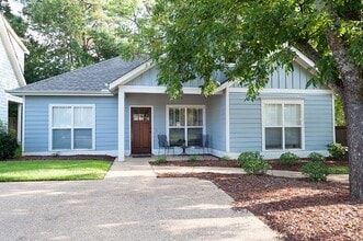 Building Photo - 125 Camden Pl