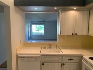 Foto del edificio - 2207 Belleair Rd., #B5