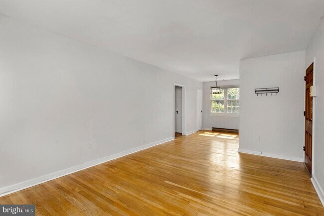 Foto del edificio - 3201 Commonwealth Ave