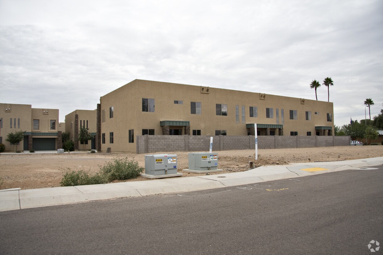 Building Photo - Terrace Condominiums