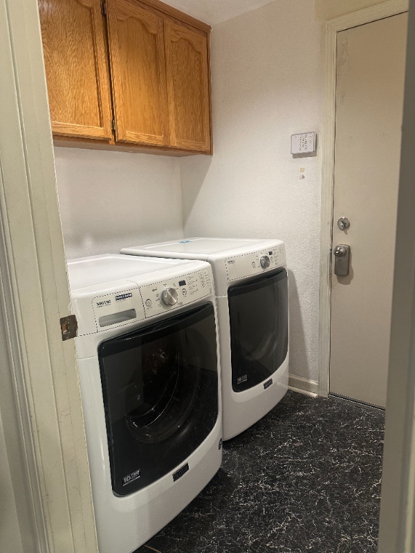 Building Photo - 4437 Rock Island Dr