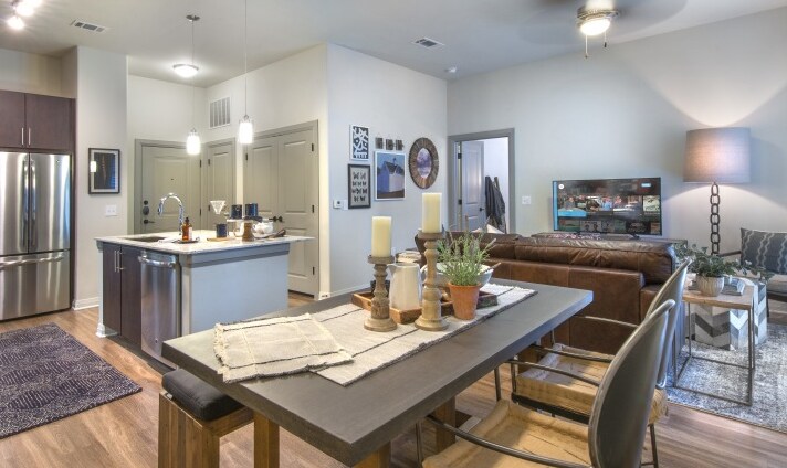 Primary Photo - Apartment for Rent