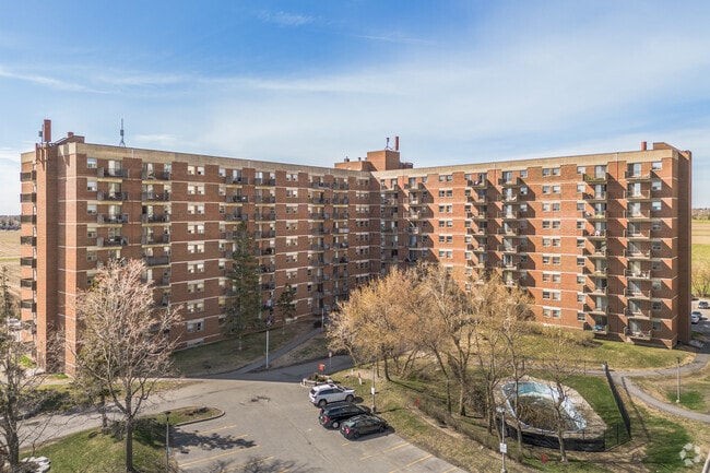 Building Photo - Windfields III