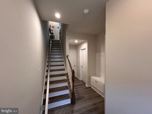 Building Photo - 4607 Abbotswell Pl