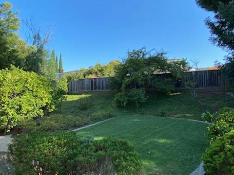 Foto principal - 21940 Rucker Dr