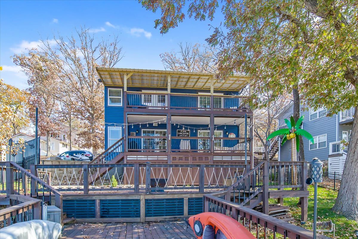 43 Lake Villas Dr, Sunrise Beach, MO 65079 House Rental in Sunrise Beach, MO