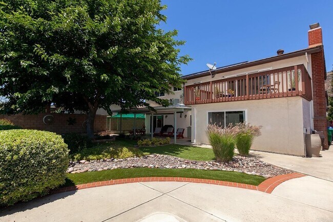 Foto del edificio - 7536 Rowena St