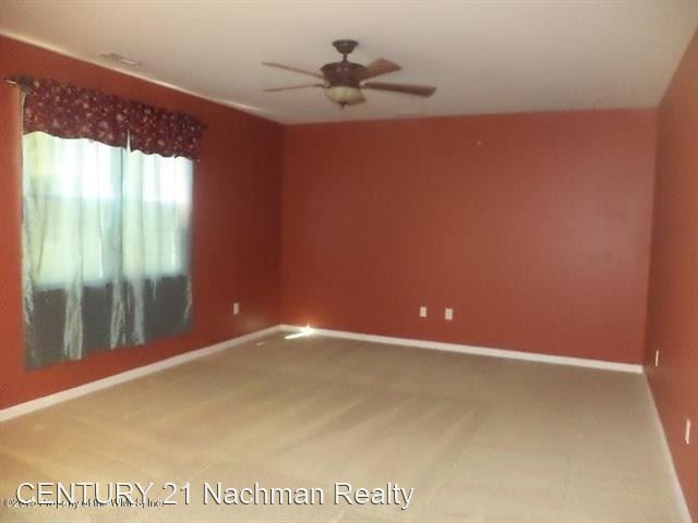 Building Photo - 4 br, 2.5 bath House - 162 Marywood Drive